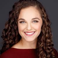 Danielle Noll's Instagram, Twitter & Facebook