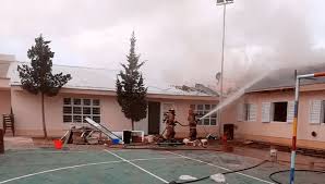 Gran explosión en la planta de siderar en san nicolás. Infocampo Exploto Una Escuela Rural En Neuquen Y Hay Dos Muertos Y Una Docente En Estado Critico