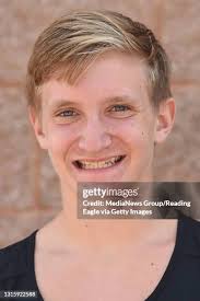 940 Natalie Cross Photos & High Res Pictures