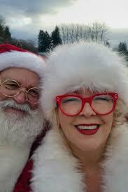 orting community supports santa and mrs. claus