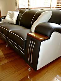Deko Lounges Von Deko Mobeln 100 Gaffney St Coburg Melbourne Telefon 03 935 Coburg In 2020 Deco Furniture Deco Chairs Sofa Design