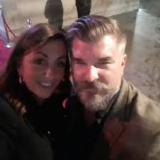 X에서 Rob Tyrrell 님 : "#c2cMo the standard chartered mo bro's. seriously  thinking of keeping mine until 2014 http://t.co/D3MLp7UZqp"