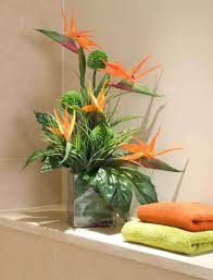 Bird Of Paradise Silk Flower Arrangement Birds Of Paradise And Alliums In A Glass Cube Rtfact Artificial Silk Fake Flower Arrangements Tropical Flower Arrangements