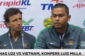 Berikut ini jadwal pertandingan timnas indonesia vs vietnam, simak juga pernyataan evan dimas. Video Lucu Ternyata Seperti Ini Ekspresi Luis Milla Saat Hadapi Konferensi Pers Indonesia Vs Vietnam Bolasport Com