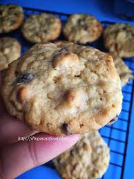 miki s food archives hazelnut chocolate chips oatmeal cookies 果仁巧克力粒饼干 best oatmeal cookies chocolate chip oatmeal oatmeal chocolate chip cookies