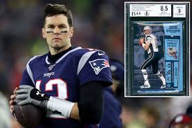 The marc bulger autographed rookie card scott weaver was hoping to obtain when he found his tom brady rookie card commonly sells for between $50 and $100. Tom Brady Breaks Record By Selling Rookie Card For 2 25m