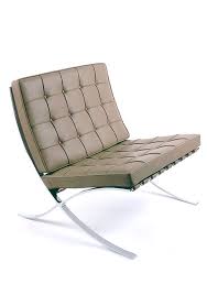 Top and side edges match upholstery color. Mies Van Der Rohe Barcelona Chair Meuble De Style Mobilier Design Mobilier De Salon