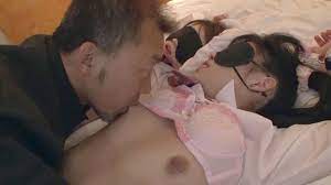 japanese stepdaddy enjoys to sex his two small stepdaughters - anybunny.com