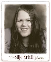 2015 December : MajaDesign