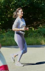 Claudia jordan and annie ilonzeh in bikinis at a beach in. Davina Mccall Looks Amazing In Lycra On Her Daily Jog Fr24 News English