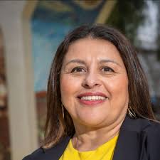 🌿 Honoring Dr. Maria E. Cruz...