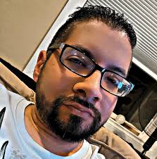 Love that I can just post this photo and you all KNOW what song (and  lyric!) Taylor's singing! 😂🫶🏻