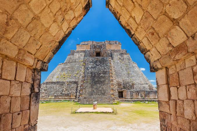 Everything You Need to Know About the Governor's Palace in Uxmal - Mayaland