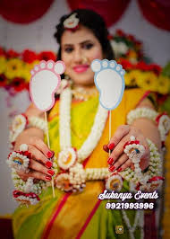 Types of jewellery ornaments designed out of flowers: Flower Jewellery For Dohale Jevan Baby Shower Haldi Mehendi Sukanya