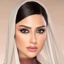 عدسات نيولنس اللون سول