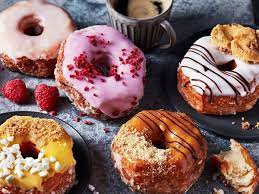 Buka dari jam 10.00 s/d 22.00 wib. 7 Resep Donat Mudah Yang Pas Dengan Bujet Anak Kost
