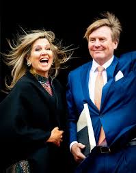 Het was lastig om goede foto's te maken, want het ging in rap tempo en. King Willem Alexander Of The Netherlands And Queen Maxima Of The Queen Maxima Queen Maxima Of The Netherlands Queen