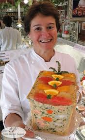 Essayez cette recette de terrine et donnez votre avis en commentaire !. Terrine De Poissons Saint Jacques Et Gelee D Agrumes En Croute Escapades Et Decouvertes