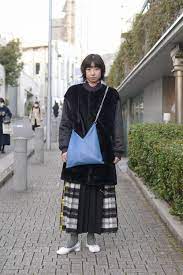 青木 沙織さん - エンジニアド ガーメンツ(ENGINEERED GARMENTS)、ガニー(GANNI)｜渋谷ストリートスナップ -  ファッションプレス