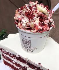 Stir in rum and vanilla. Red Velvet Banana Pudding Magnolia Bakery Banana Pudding Banana Pudding Ingredients Banana Pudding Desserts