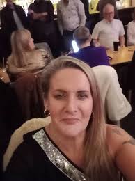 Hi I'm jay from Wolverhampton west midlands I'm divorced and 55 years old