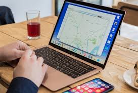 The brand diversity makes it harder to compare the hardware. Which Is Actually Better Pc Or Mac Iphone Islam