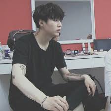 Pin On Bangtan Sonyeondan