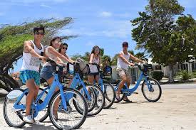 Surfside beach is a pretty pleasant place to spend an afternoon if you're hankering after some sun, surf and sand. Discover The Mistery Of Aruba Downtown Linear Park And Surfside Beach 2021