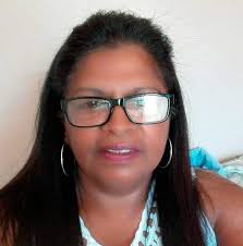 How do I remove the glare from my picture?