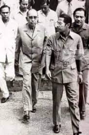 Bapa pembangunan as want to read we'd love your help. Tun Razak 44 Tahun Meninggalkan Kita Namun Jasanya Di Rasai Hingga Ke Hari Ini The Malaya Post
