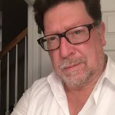 🎉!Felices Fiestas! 🎉 Happy Holidays! ✈️ 9 more days til #dubai and  #abudhabi ✈️ #fitjoeyv #holiday #mastersdegree🎓 #sports #deportes  #formula1 #ferrari ¡VAMOSPORMAS!💪⚽️🏀🏈⚾️