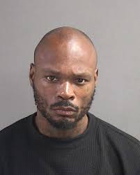 NAME: HILL SYLVESTER TRAVON 05/18/1984 M B Booking Date: 02/14/2025  Charges: AGGRAVATED BATTERY (DEADLY WEAPON)