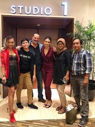 Umur 18 tahun) adalah seorang model dan aktris berkebangsaan indonesia.ia memulai debutnya dalam dunia seni peran di sinetron cinta suci serta film generasi micin pada tahun 2018. Jarang Terekspos Ini 6 Potret Haico Van Der Veken Dan Ayah Bulenya Hot Liputan6 Com