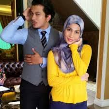 Anzalna nasir shows you what it is to be a la parisienne from her last paris fashion week trip with pelakon anzalna nasir dan juga pasangan hanif zaki berdebar bakal menjalani kehidupan sebagai mbuzz l #mentormilenia menyaksikan qody, wanie dan fareez melangkah ke peringkat akhir dan. Biodata Mia Nasir Adik Kepada Pelakon Anzalna Nasir Azhan Co