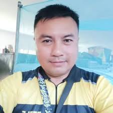 Jennie Roche西村Vale added a new photo.