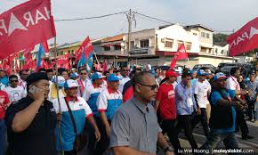 Port dickson yang menjadi lokasi percutian popular di negeri sembilan mempunyai banyak destinasi makan menarik untuk diterjah baik untuk sarapan pagi, makan tengahari lauk orang nogori ataupun makan malam di medan ikan bakar popular. Malaysiakini Prk Pd Satu Hilang Kelayakan 7 Penjuru Di Port Dickson