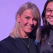 Carmen Briggs's Instagram, Twitter & Facebook