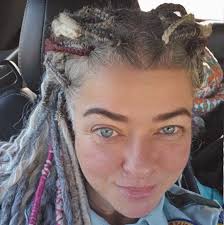 Ok so I dehydrated my freshly fed starter about 2 weeks ago, I had a family  emergency and my active starter had died so I had to rehydrate what I dried  I