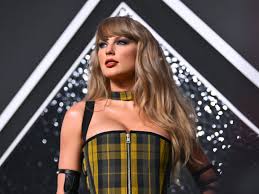 Taylor Swift drives 400,000 people to voter registration site in less than  24 hours | The Independent