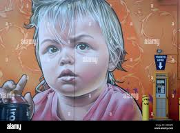 Grafiti mural hi-res stock photography and images