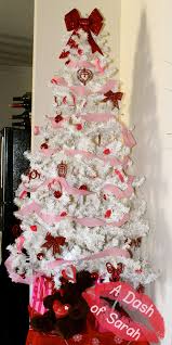 Valentine S Day Decor Valentine Tree A Dash Of Sarah Blog Valentine Tree Diy Valentines Decorations Valentine Decorations