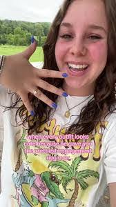 Beatrice Dillard's Instagram, Twitter & Facebook