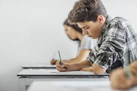 Jak využít online prostředí k přípravě na přijímačky.kromě toho se jako další eventualita nabízejí placené online přípravné kurzy. Kviz Zvladli Byste Statni Prijimacky Na Stredni Skolu Z Ceskeho Jazyka Rodicov Cz