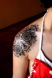 This mandala tattoo design on shoulder looking very nice. 145 Jaw Dropping Shoulder Tattoos For Your Next Design