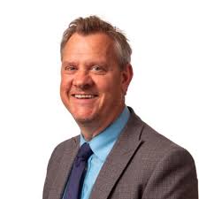 Just passed my Diploma for Financial Advisers. 🎉 Very pleased and looking  forward to the next step in my career!