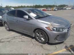 The steering is as numb as most other electric systems, although it does feel less artificial than on previous hyundais. Hyundai Elantra Se Value Limited 2017 Gray 2 0l Vin 5npd84lf4hh141198 Free Car History