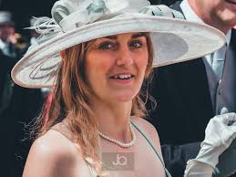 The final part of the Flora Day midday dance! Thank you always for your  support, and I hope you have all enjoyed the photos so far! Tomorrow, I  will pay tribute to