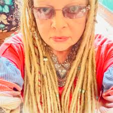 Introduction and photo sharing