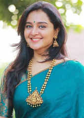 After a high profile comeback before the camera with amitabh bachchan for the television commercial of kalyan jewellers, manju will soon be sharing screen spa. Manju Warrier Movies Photos Videos News Biography Birthday Etimes