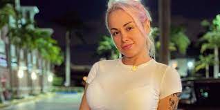 Use the following search parameters to narrow your results 90 Day Fiance Paola Mocked As She Debuts Her New Wrestling Character